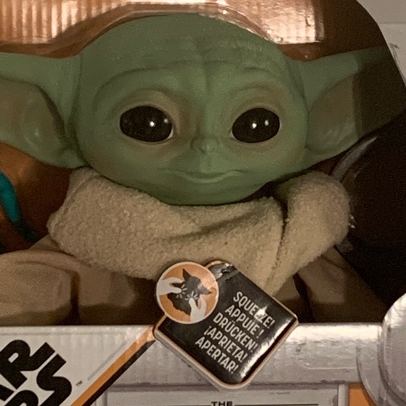 Star Wars Mandalorian The Child Talking Plush Doll - Picture 2 of 11